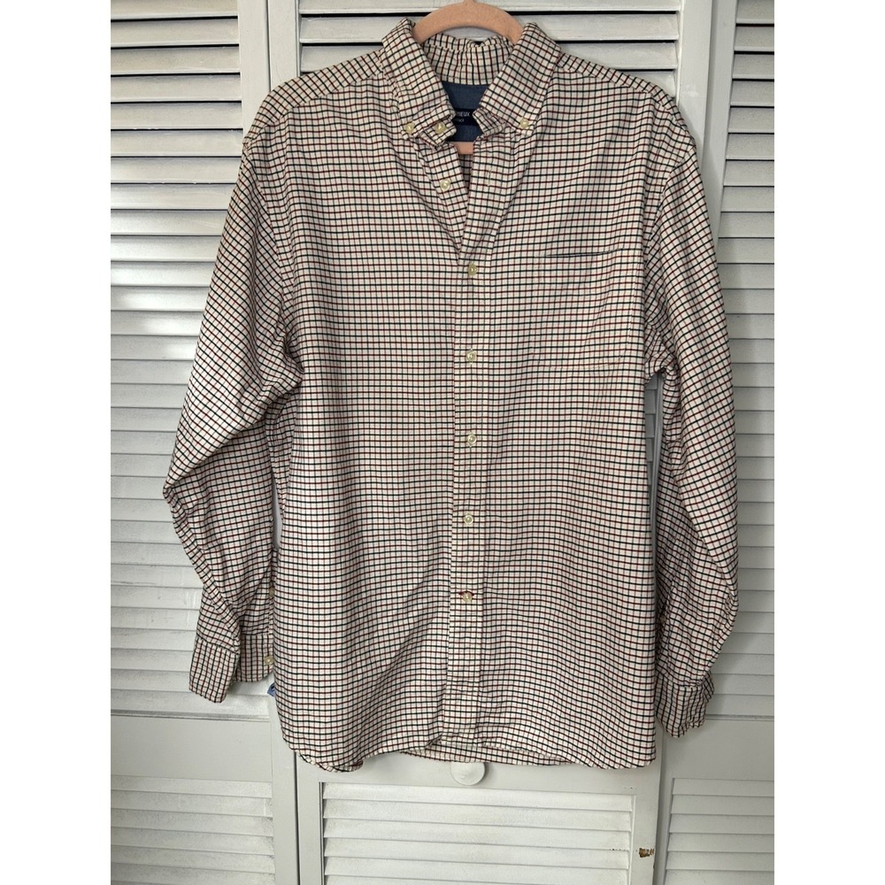 Cremieux Classice Men's Button Down Shirt‎